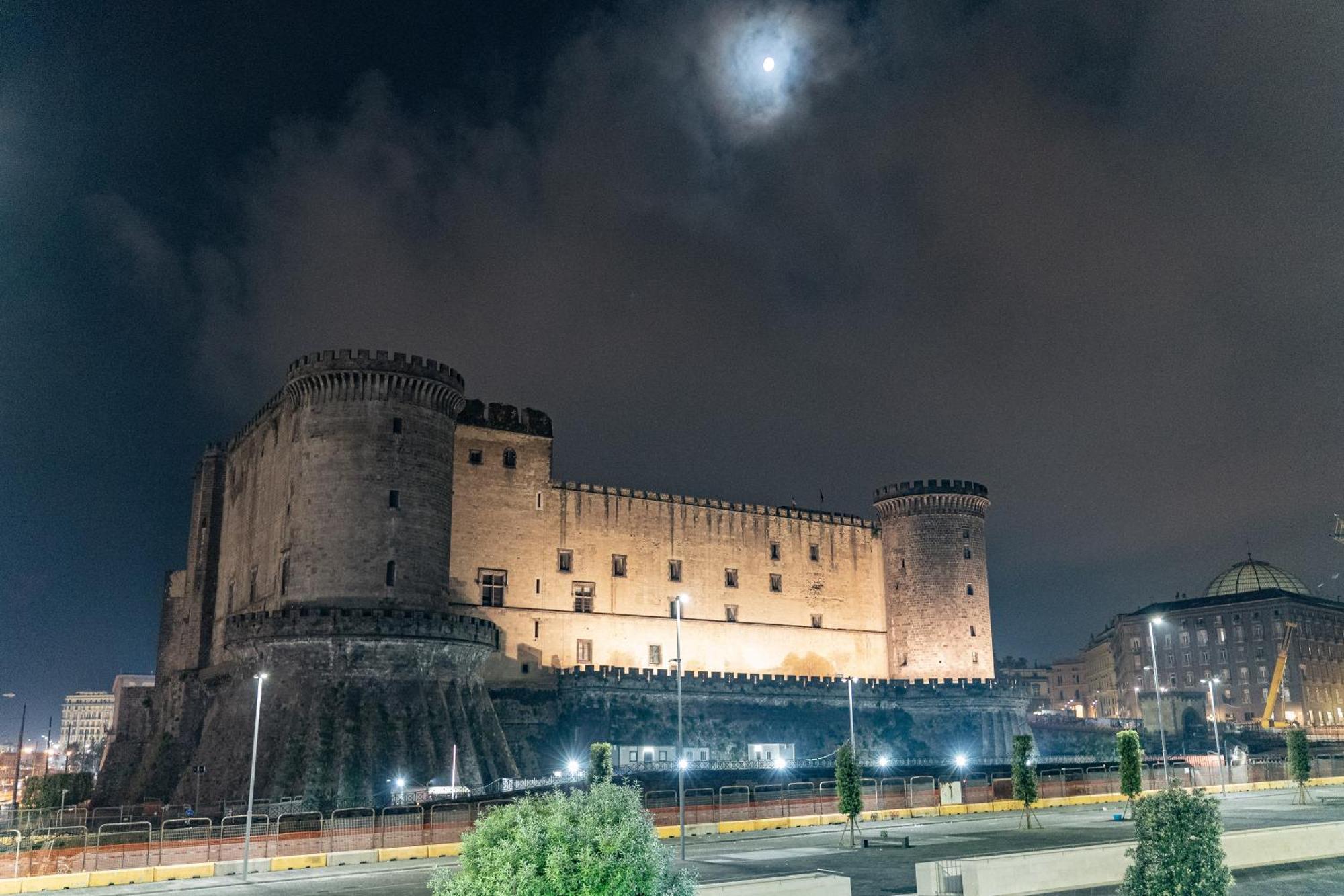 Covo Degli Angioini Bed & Breakfast Naples Exterior photo